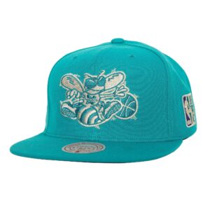 Mitchell & Ness Watch Me Shine Snapback HWC Charlotte Hornets Chapeau Turquoise 738980