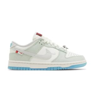 Baskets Wmns Nike Dunk Low LX Année du Dragon Sail/Dusty Cactus/Vapor Green/Dragon Rouge FZ5065 111
