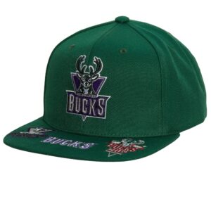 Mitchell & Ness Front Face Snapback HWC Milwaukee Bucks Chapeau Vert 755449