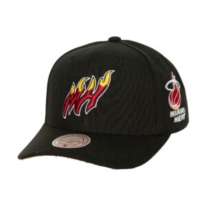 Mitchell & Ness Icon Grail Pro Snapback HWC Miami Heat Chapeau Rose 751949