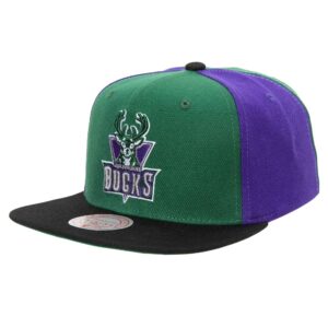 Mitchell & Ness On The Block Snapback HWC Milwaukee Bucks Chapeau Vert 756264