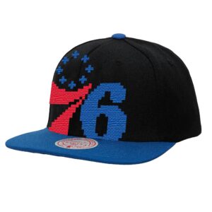 Mitchell & Ness 8 Bit XL Snapback HWC Philadelphia 76ers Casquette de baseball Noir 769954