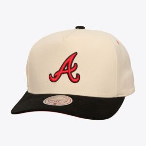 Mitchell & Ness Crème Atlanta Braves Overspray Pro Crown Snapback Chapeau Crème 772236