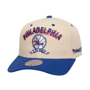 Casquette Mitchell & Ness Legacy Defined Pro Snapback HWC Philadelphia 76ers Beige 769402