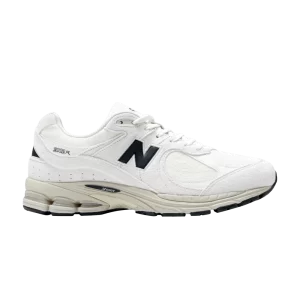 New Balance 2002R Baskets 'White Fur' Blanc M2002RSW