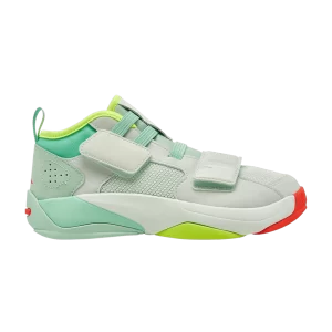 Air Jordan Zion 2 PS 'Spring Hoops' À peine vert/Crimson Flash/Volt/Mint Foam DO9513 367