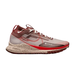 Nike React Pegasus Trail 4 GORE-TEX 'Diffused Taupe Picante Red' Taupe dispersé/Poney foncé/Voile/Rouge épicé DJ7926 200