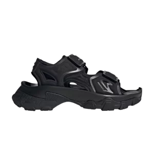 Baskets adidas Stella McCartney x Wmns Hika Outdoor Sandal 'Triple Black' Couleur noire/Couleur noire/Couleur noire IE3540