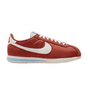 Nike Wmns Cortez 'Picante Red' Baskets Rouge Épicé/Bleu Université/Lait De Coco/Voile DZ2795 601