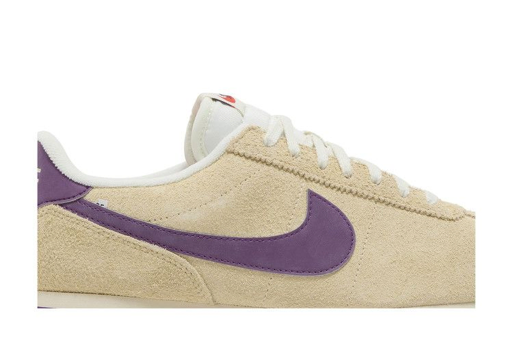 Nike Wmns Cortez Vintage 'Muslin Viotech' Baskets Mousseline/Viotech/Lait de coco/Noir/Team Orange/Voile FJ2530 100