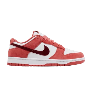 Nike Wmns Dunk Low 'Valentine's Day 2024' Baskets Blanc/Équipe rouge/Adobe/Dragon rouge FQ7056 100