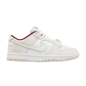 Nike Wmns Dunk Low SE 'Sisterhood' Blanc/Rouge équipe/Photon Dust/Ghost DV1160 100