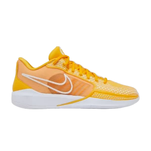 Nike Wmns Sabrina 1 TB 'University Gold' Baskets Or Université/Blanc/Or Université FQ3391 700