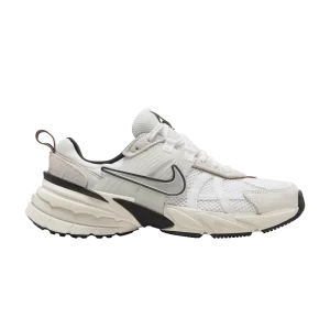 Nike Wmns V2K Run 'White Light Orewood Brown' Blanc sommet/Blanc/Marron clair/Chrome FN6703 100