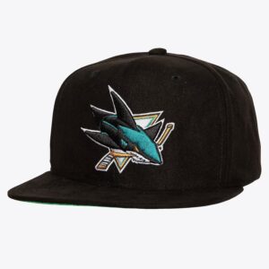 Mitchell & Ness Casquette Snapback en daim doux des Sharks de San Jose noir noir 1222380
