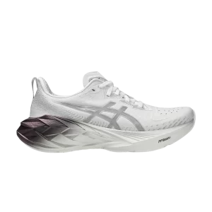 ASICS Wmns Novablast 4 Platinum 'Real White Pure Silver' Blanc véritable/Argent pur 1012B722 100