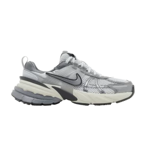 Nike Wmns V2K Run 'Pure Platinum Wolf Grey' Platine pur/Gris loup/Gris froid/Gris métallique FD0736 003