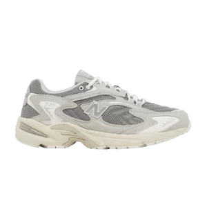 New Balance 725 'Raincloud' Baskets Nuage de Pluie/Gris Ombre/Sel de Mer ML725AA