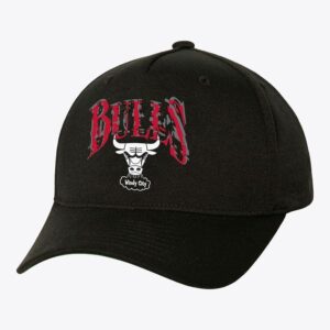 Mitchell & Ness Noir Chicago Bulls SUGA x NBA Glitch Snapback Chapeau Noir 1590068