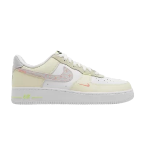 Nike Air Force 1 '07 LV8 'Just Stitch It – Blanc Shade Green 'Blanc/Blanc pic/Blanc/Lait de coco/Orange vif/Vert ombre FB1852 111