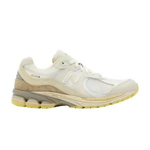 New Balance AURALEE x 2002R Baskets 'Blanche' Vert M2002RA1