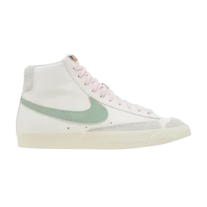 Nike Blazer Mid '77 Premium 'Certified Fresh - Sail Email Green' Voile/Lait de coco/Pas noir/Émail vert DO9787 100