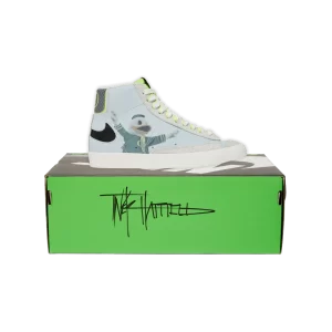 Nike Blazer Mid '77 'University of Oregon Women's Basketball' Tinker Hatfield Boîte signée Teinte bleue FD0235 400 BOÎTE SIGNÉE