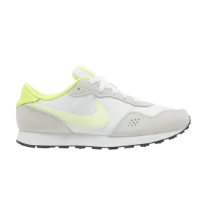 Nike MD Valiant GS 'White Barely Volt' Blanc sommet/Volt/Blanc/Barely Volt CN8558 109