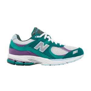 New Balance Up There x 2002R 'Backyard Legends' Baskets Vert/Blanc/Violet M2002RUT
