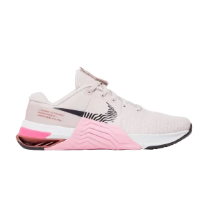 Nike Wmns Metcon 8 'Barely Rose' Baskets à peine rose/Rose lever du soleil/Rouille canyon/Violet caverne DO9327 600