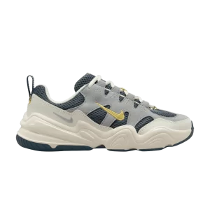 Nike Wmns Tech Hera 'Deep Jungle Buff Gold' Jungle profonde/Verre de mer/Vert Mica/Or Buff FQ2771 300
