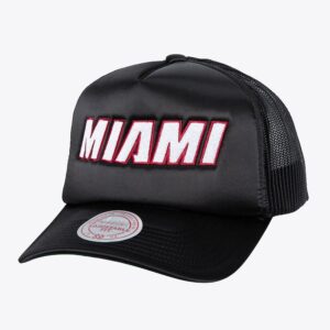 Mitchell & Ness Casquette Snapback de camionneur en satin noir Miami Heat noir 1592869